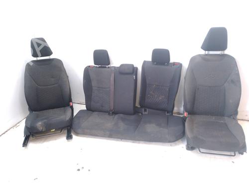 Used Seats set TOYOTA YARIS (_P13_) [2010-2020]  26520914