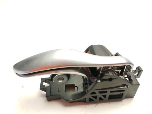 Used Front right interior door handle Front right interior door handle 25019055 25019055