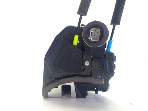 rear-left-lock-toyota-corolla-estate-_e21_-2019-31190280 main image