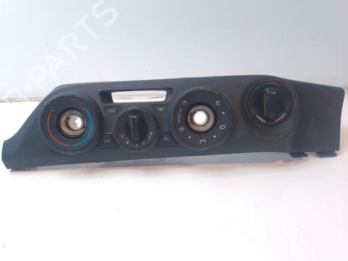 Used Climate control Climate control 20698008 20698008