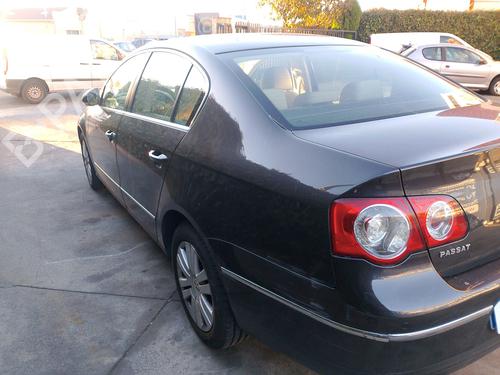 Left headlight VW PASSAT B6 (3C2) 2.0 TDI | BP31292870C28