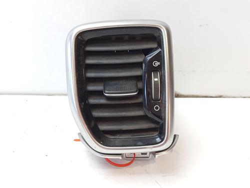 Używane Kratka nawiewu KIA SPORTAGE IV (QL, QLE) 1.6 GDI (132 hp) 30874511