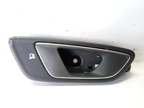 Used Front right interior door handle Front right interior door handle 11360782 11360782