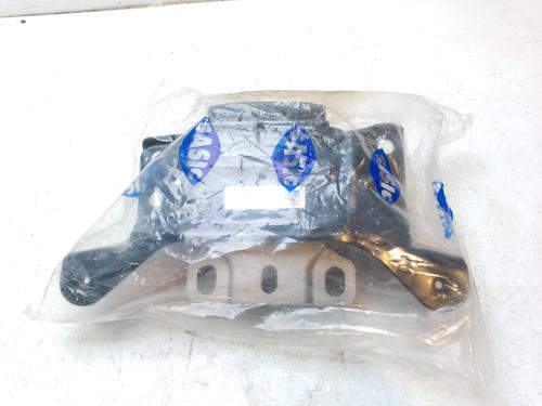 Used Engine mount VW GOLF SPORTSVAN VII (AM1, AN1) [2014-2020]  24553764