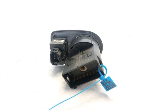 Headlight switch SEAT IBIZA IV SC (6J1, 6P5) 1.9 TDI | BP30858400I24 
