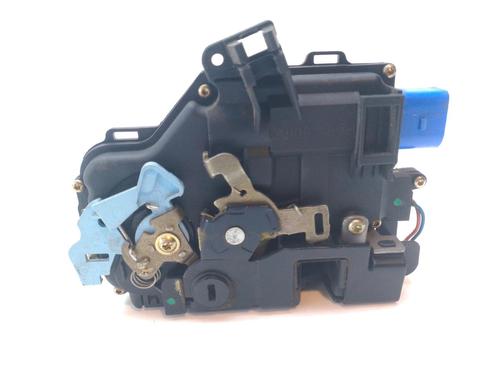 Front right lock VW TOURAN (1T1, 1T2) 1.9 TDI | BP15499968C97 