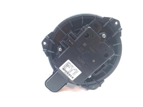 Heater blower motor TOYOTA COROLLA Hatchback (_E21_, _EA1_, _EH1_) 1.8 Hybrid (ZWE211) | BP16191962M62 