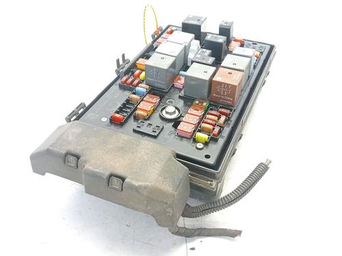 Fuse box OPEL ASTRA J GTC | BP30871200E1