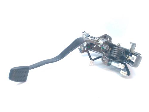 Used Clutch pedal TOYOTA HILUX VII Pickup (_N1_, _N2_, _N3_) 2.5 D-4D (KUN15, KUN35) (144 hp) 16302380