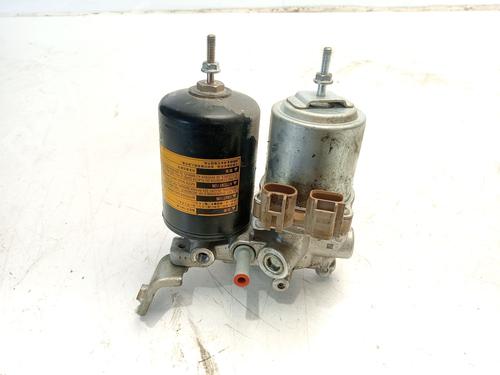 Hovedbremsesylinder TOYOTA YARIS VERSO (_P2_) 1.4 D-4D (NLP20_, NLP22_) (75 hp) 31160506