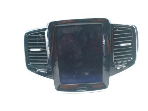 radio-volvo-xc90-ii-256-d4-31466836-36010873-2349023-2014-17978868 main image