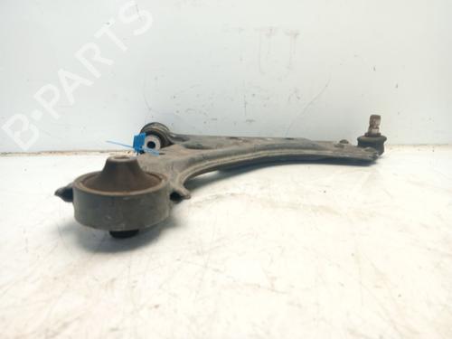 Used Right front suspension arm OPEL CORSA E (X15) 1.4 LPG (08, 68) (90 hp) 31190266