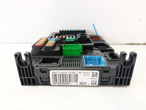 Fuse box PEUGEOT 2008 I (CU_) 1.5 BlueHDI 100 | BP34053697E1 - Image 4