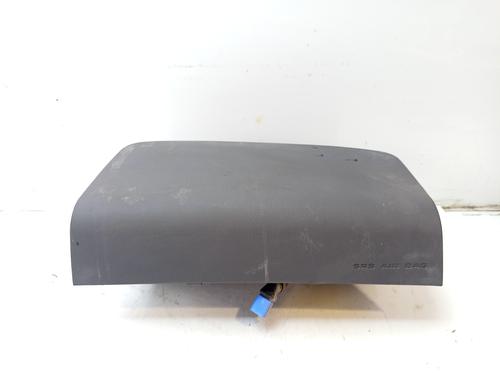 Used Passenger airbag KIA CARNIVAL I (UP, FL) 2.9 TDi (126 hp) 32771978