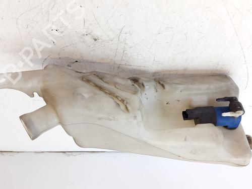 Used Windscreen washer tank Windscreen washer tank 31161231 31161231