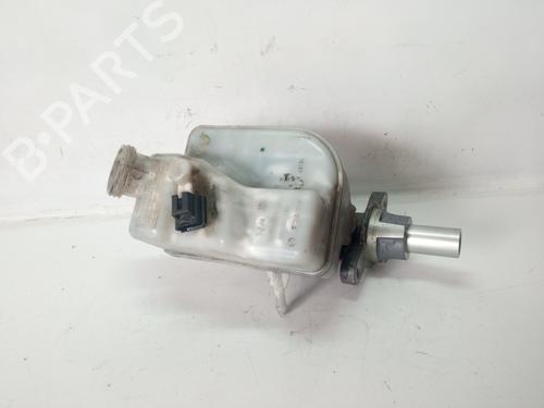 Used Brake master cylinder Brake master cylinder 10499208 10499208