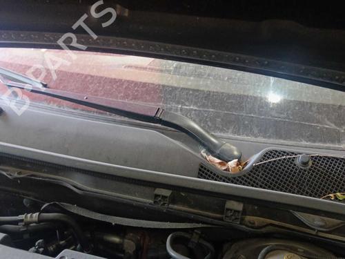 Used Front wiper motor Front wiper motor OPEL INSIGNIA A (G09) 2.0 CDTI (68) (131 hp) 38933295 38933295