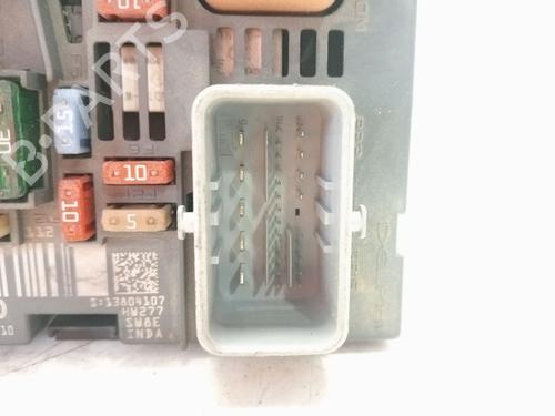Fuse box PEUGEOT 308 I (4A_, 4C_) | BP30873684E1