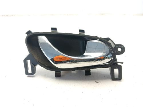 Used Front right interior door handle Front right interior door handle 31210467 31210467