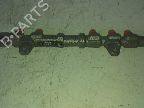 Used Injection rail Injection rail 7957620 7957620
