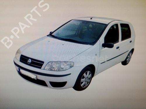 Pièces Détachées Usagées FIAT PUNTO (188_) 1.3 JTD 16V (70 hp) 4394597