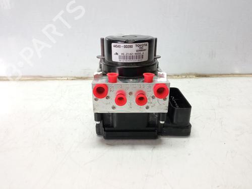 ABS pump TOYOTA YARIS (_P13_)  | BP8132572M43 