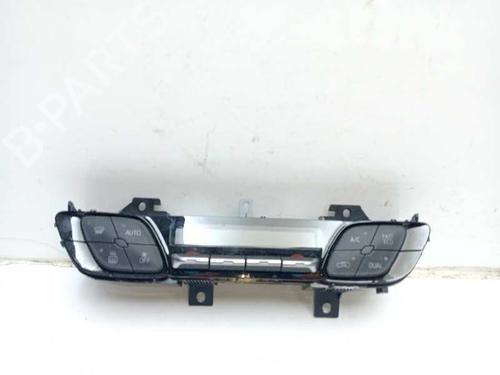 climate-control-toyota-c-hr-_x1_-2016-24495983 main image