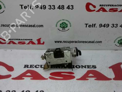 Cerradura puerta trasera izquierda AUDI A4 B5 (8D2) 1.9 TDI (90 hp) 4A0839015G