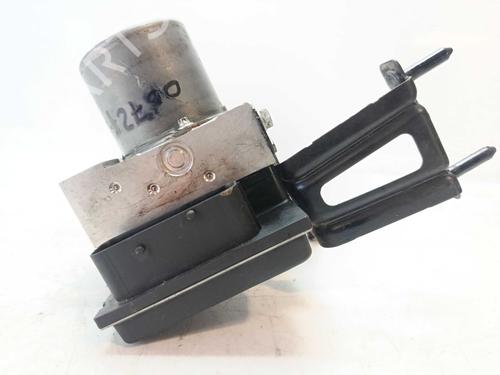 ABS pump BMW X3 (E83) 2.0 i | BP37700825M43 - Image 2