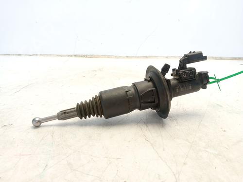 Used Clutch slave cylinder TOYOTA PROACE VERSO Bus (MPY_) 1.6 D4d (MPY2) (116 hp) 31214635
