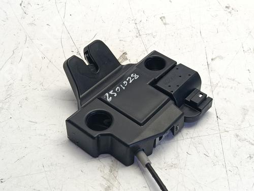 Used Tailgate lock Tailgate lock LEXUS ES (_Z10_, _A10_, _H10_) 300h (AXZH10, AXZH11) (218 hp) 33690193 33690193