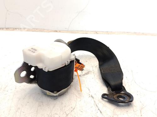 Used Rear right seatbelt Rear right seatbelt TOYOTA YARIS (_P9_) 1.3 VVT-i (SCP90_, SCP90R) (87 hp) 33675483 33675483
