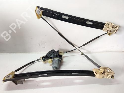 Used Right front window motor Right front window motor 10647971 10647971