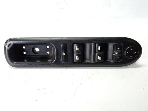 Used Left front window switch Left front window switch 10696273 10696273