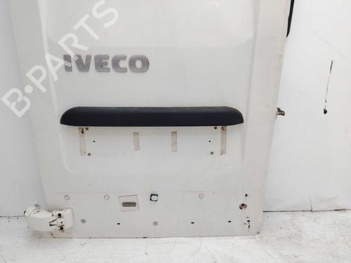 Used Left rear door Left rear door IVECO DAILY V Platform/Chassis 29S13, 29L13, 29L13D, 35S13, 35C13D, 40C13 (126 hp) 40611546 40611546