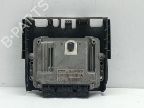 Used Engine control unit (ECU) Engine control unit (ECU) PEUGEOT 206 Hatchback (2A/C) [1998-2012] 33795936 33795936