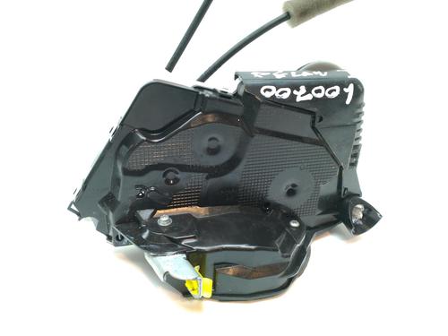 Used Front left lock TOYOTA YARIS (_P13_) 1.5 Hybrid (NHP130_, NHP130) (101 hp) 12310107