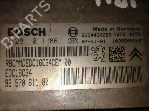 Used Engine control unit (ECU) Engine control unit (ECU) 7963830 7963830