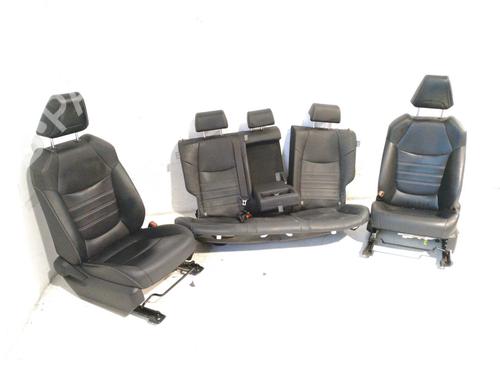 seats-set-toyota-rav-4-v-_a5_-_h5_-7107542b80c3-7107142d00c3-7107242a20c4-2018-9291928 main image