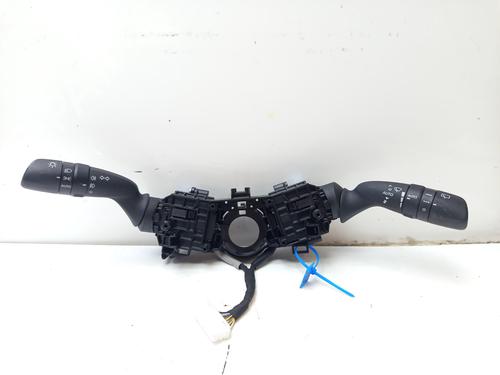 Forlygtekontakt Forlygtekontakt TOYOTA YARIS (_P13_) [2010-2020] 33675379 33675379