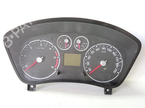 Used Instrument cluster Instrument cluster 10647956 10647956