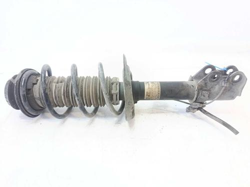 Used Right front shock absorber Right front shock absorber TOYOTA YARIS CROSS (MXP_) 1.5 Hybrid All-wheel Drive (MXPJ15) (116 hp) 39883887 39883887