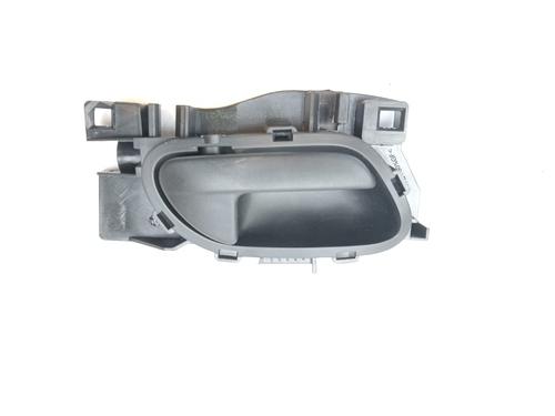 front-right-interior-door-handle-toyota-proace-van-mdz_-303965-2016-15416238 main image