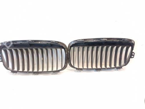 Grille BMW 1 (E87)  | BP24438926C40 
