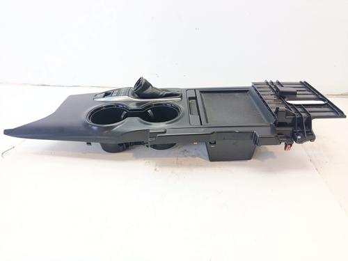 Middle console TOYOTA CAMRY (_V7_, _VA7_, _VH7_) 2.5 Hybrid (AXVH71_, AXVH70, AXVH71R) | BP38178652I22 - Image 2