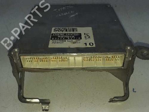 Calculateur moteur (ecu) TOYOTA COROLLA (_E12_) 2.0 D-4D (CDE120R_, CDE120L_) (110 hp) 7957167