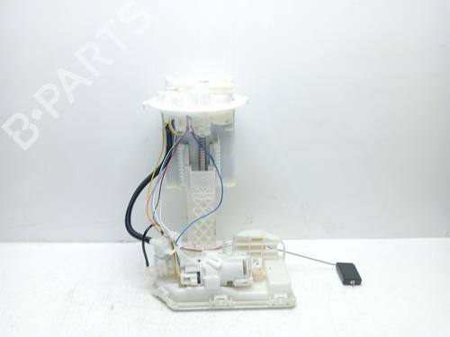 Used Fuel pump TOYOTA YARIS (_P13_) 1.5 Hybrid (NHP130_, NHP130) (101 hp) 17062332