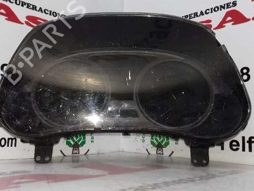 Used Instrument cluster Instrument cluster 8068015 8068015