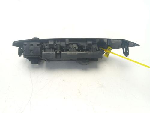 Left front window switch TOYOTA YARIS CROSS (MXP_) 1.5 (MXPB10) | BP31158162I27
