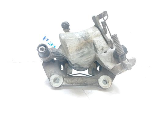 Zacisk hamulca tylnego prawego TOYOTA YARIS (_P13_)  | BP21044576M106